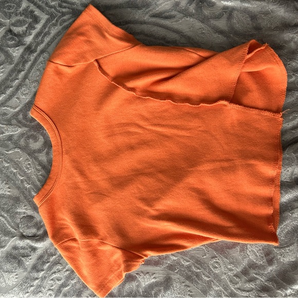 Garage Orange Cropped Tee - Picture 3 of 4